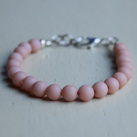 Matte peachy pink necklace