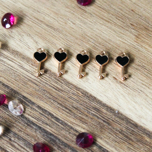 Black heart key charm *ADD ON*